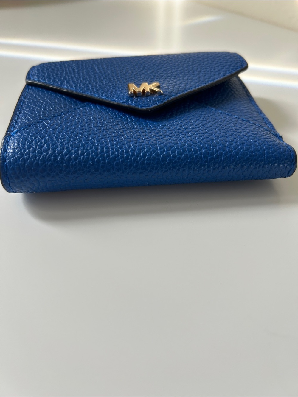 Michael Kors Cobalt Pebbled Leather Envelope Wallet with Gold MK - Picture 4 of 6